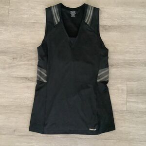 Reebok Black Fitted Sleeveless Tank Top